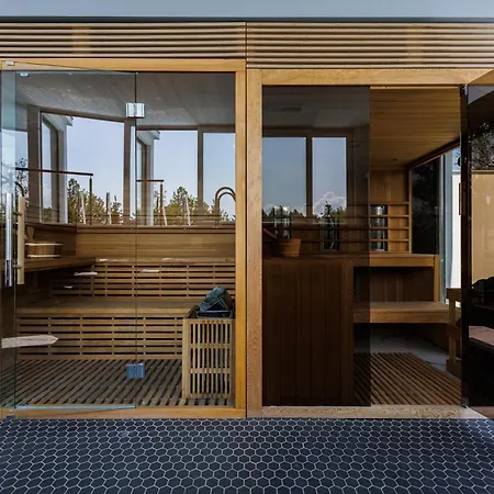 Bauhaus Wellness 204 Шиофок