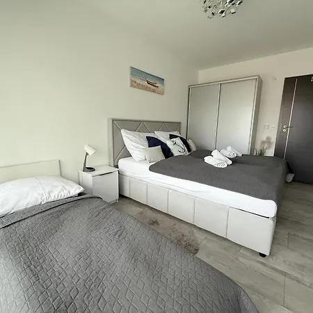 Апартаменты Bauhaus Wellness 204 *