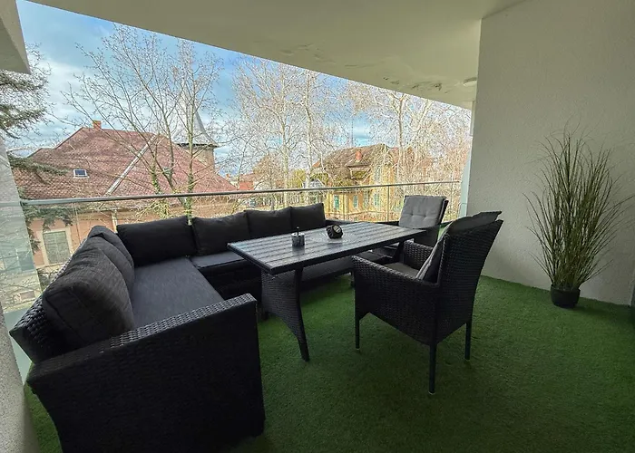 Bauhaus Wellness 204 Apartment